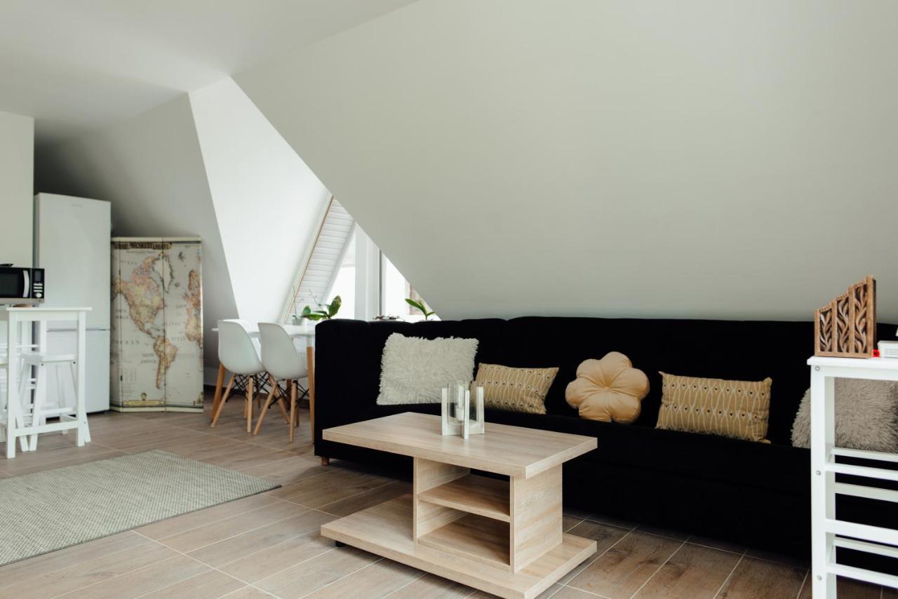 Autentic Adorabil Apartment Albestii Paminteni Bagian luar foto