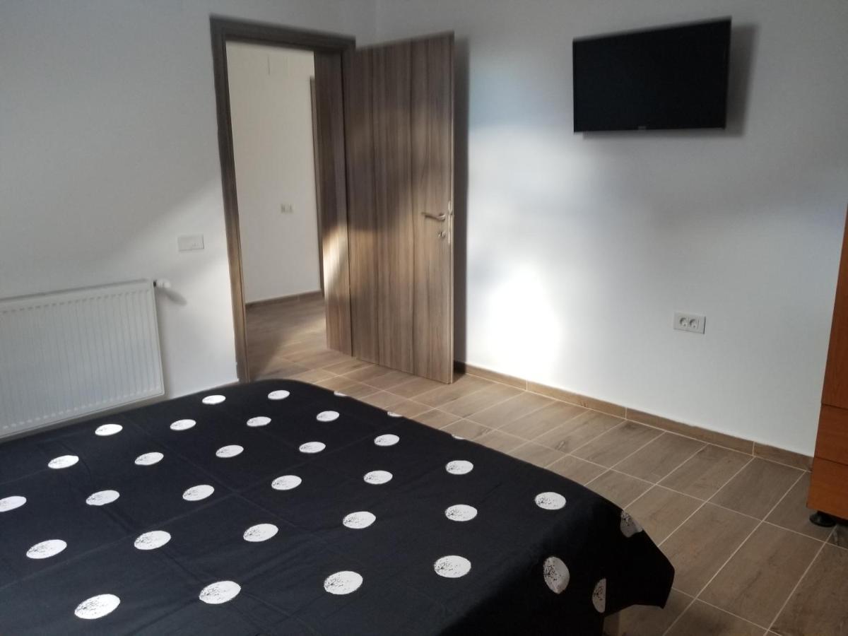 Autentic Adorabil Apartment Albestii Paminteni Bagian luar foto